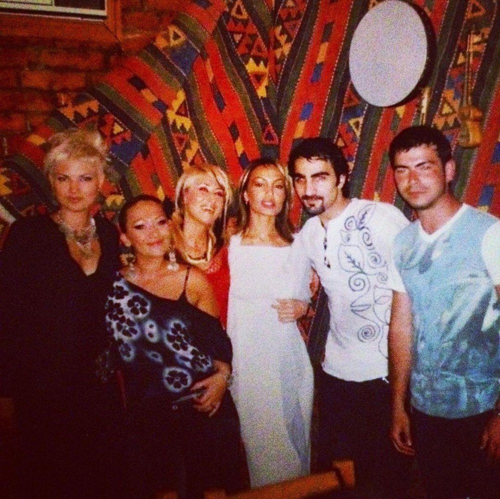 Nuranın elə fotoları yayıldı ki... - FOTOLAR